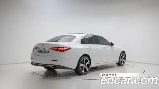 Mercedes-Benz C-Class 2026 — Photo 3/20