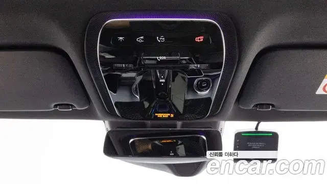 Mercedes-Benz C-Class 2026 — Photo 17/20