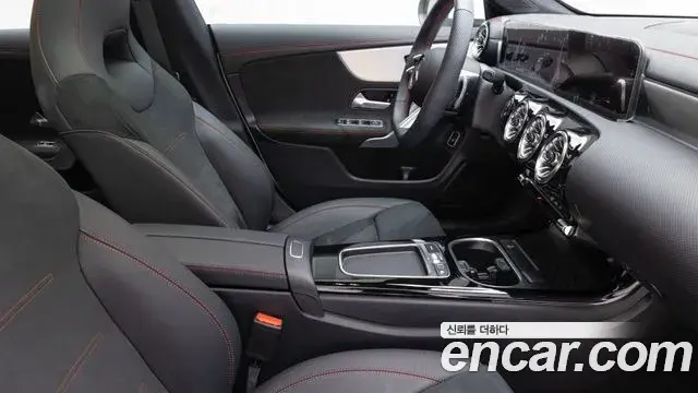 Mercedes-Benz CLA-Class 2026 — Фото 13/20
