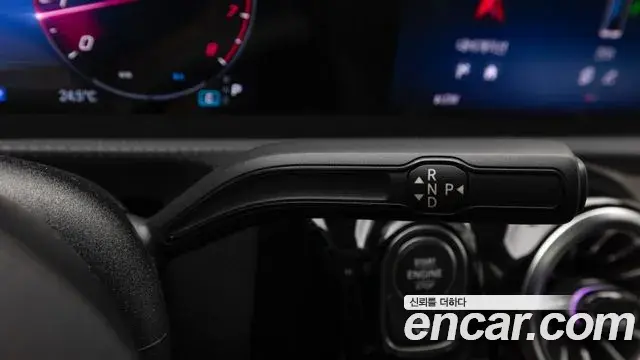 Mercedes-Benz CLA-Class 2026 — Photo 18/20