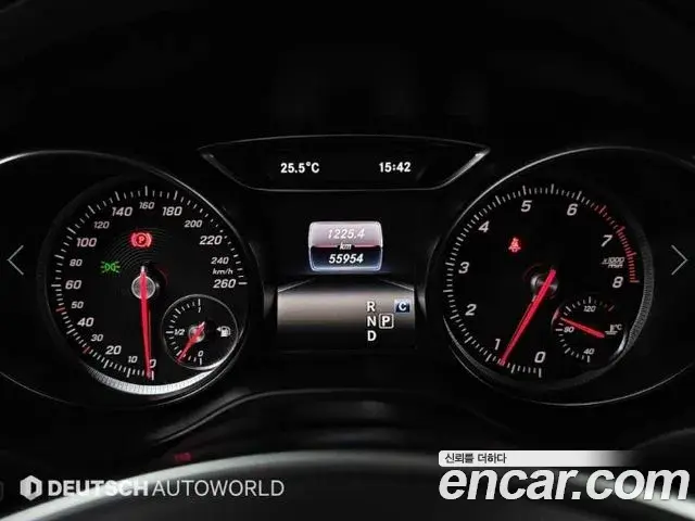 Mercedes-Benz CLA-Class 2018 — Photo 2/20
