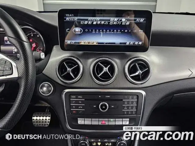 Mercedes-Benz CLA-Class 2018 — Photo 14/20