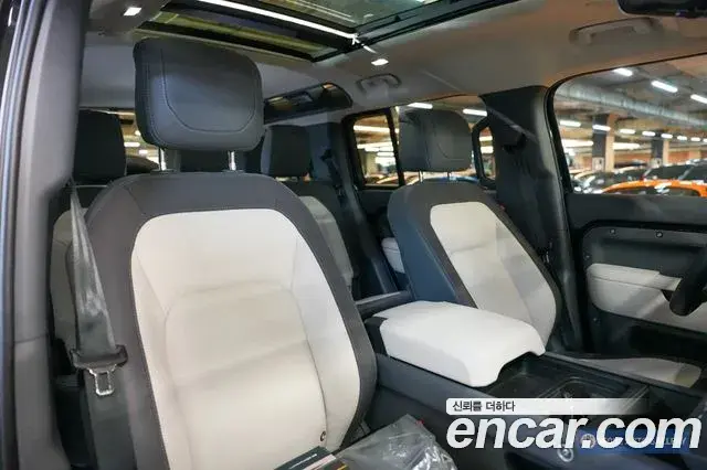 Land Rover Defender 2024 — Şəkil 17/19