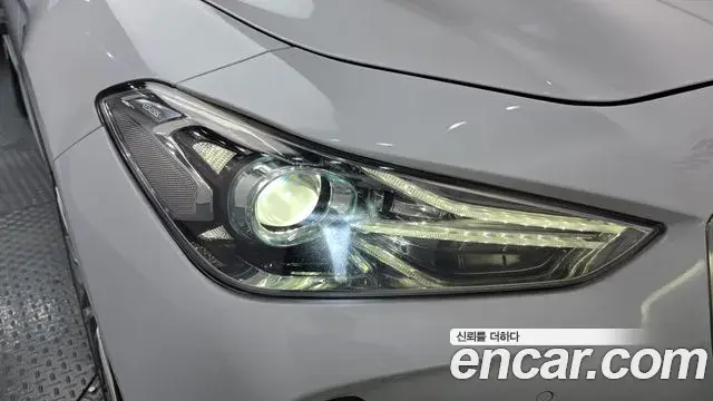 Genesis G70 2018 — Şəkil 28/36