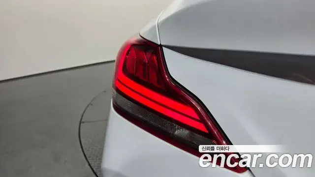 Genesis G70 2018 — Şəkil 27/36