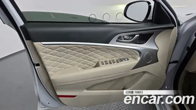 Genesis G70 2018 — Şəkil 26/36
