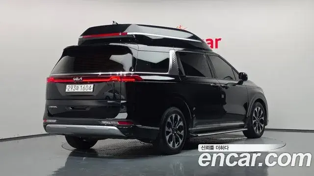 Kia Carnival 2022 — Фото 2/20