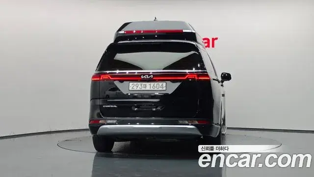 Kia Carnival 2022 — Фото 4/20