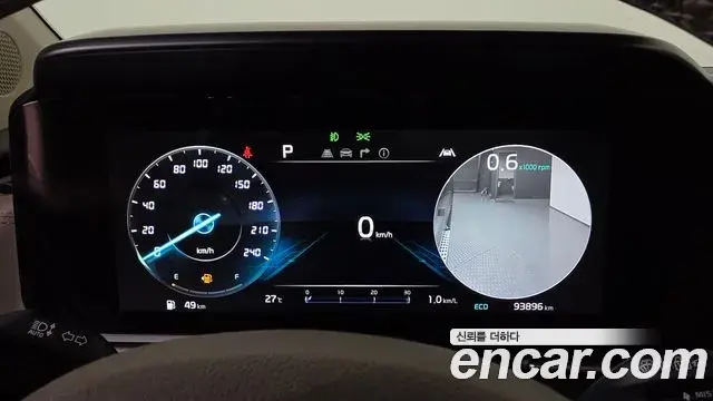 Kia Carnival 2022 — Фото 8/20