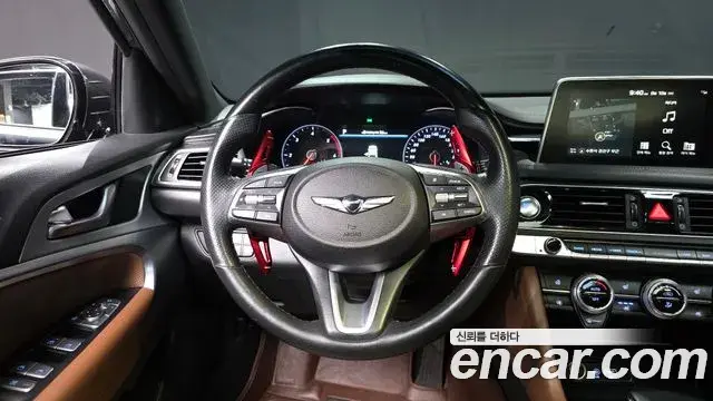 Genesis G70 2019 — ფოტო 4/32