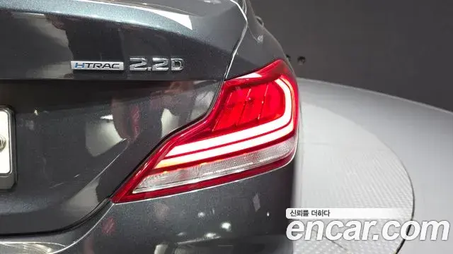 Genesis G70 2019 — ფოტო 30/32