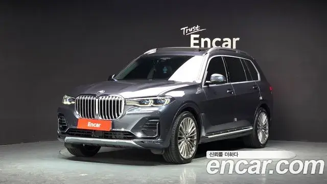 BMW X7 2020 — Фото 1/20