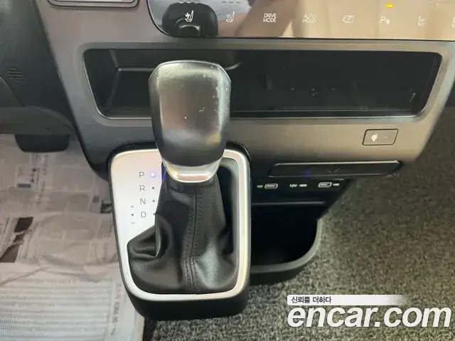 Hyundai Staria 2022 — Фото 8/20