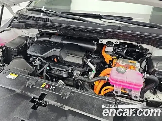 Kia Carnival 2025 — Photo 14/18