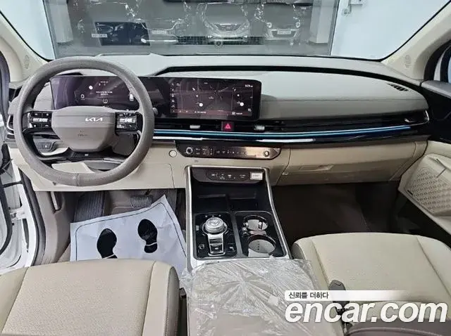 Kia Carnival 2025 — Photo 10/18