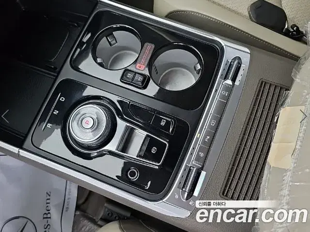 Kia Carnival 2025 — Photo 9/18