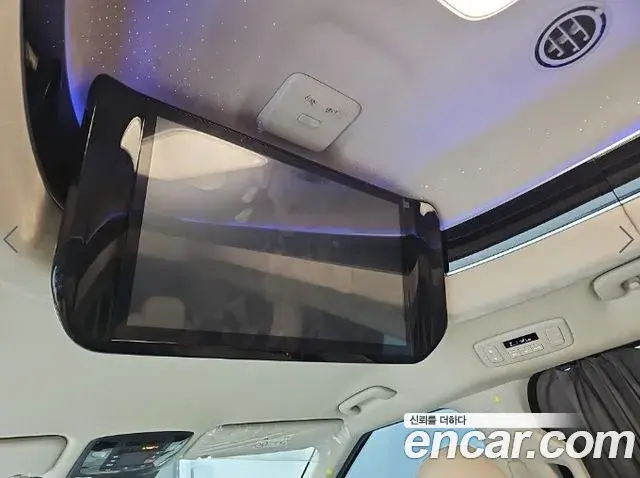 Kia Carnival 2025 — Photo 8/18