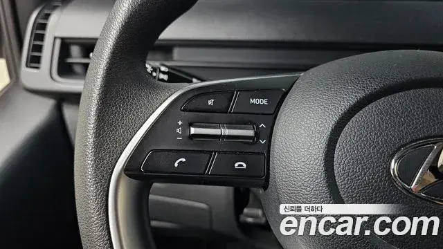 Hyundai Staria 2022 — Фото 15/20