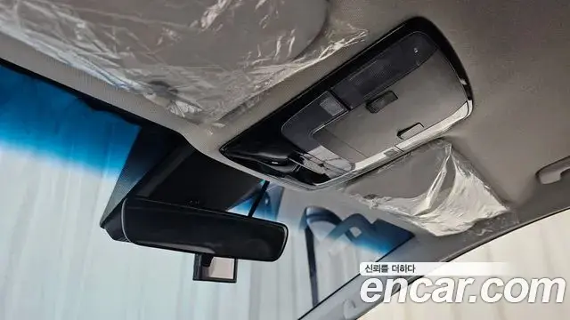 Hyundai Staria 2022 — Photo 5/32