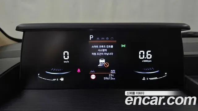 Hyundai Staria 2024 — Фото 8/20