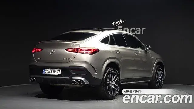Mercedes-Benz GLE-Class 2023 — Фото 2/20