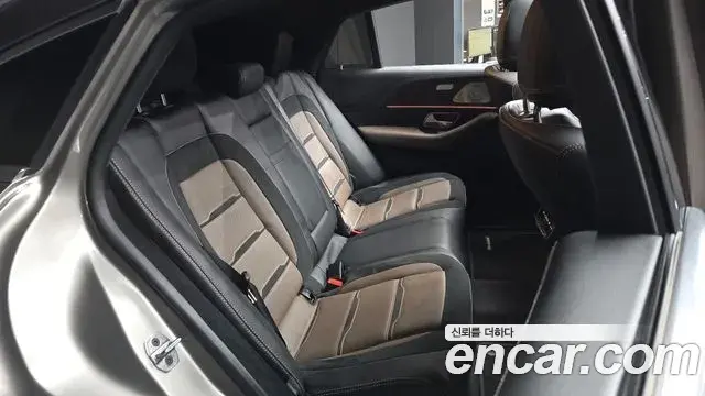 Mercedes-Benz GLE-Class 2023 — Фото 12/20