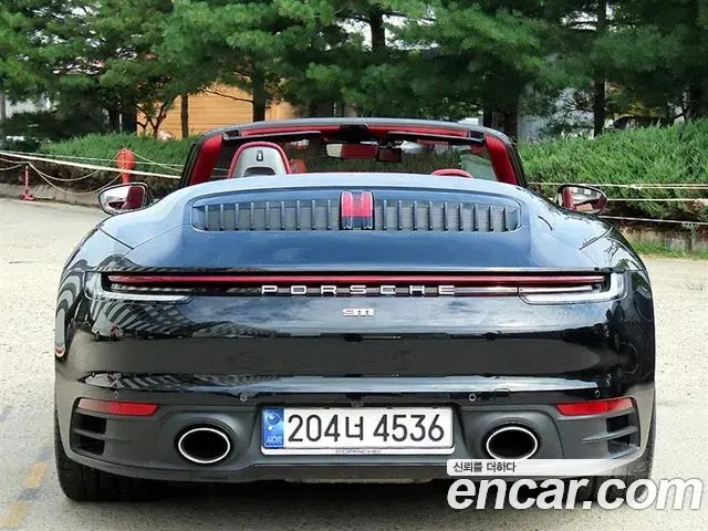 Porsche 911 2023 — Şəkil 10/19