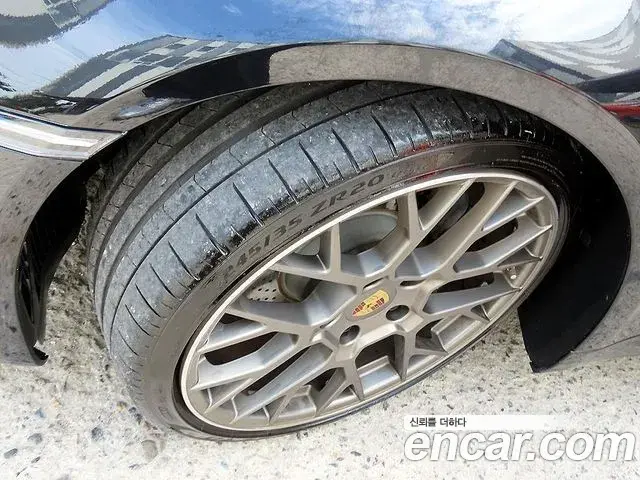 Porsche 911 2023 — Şəkil 11/19