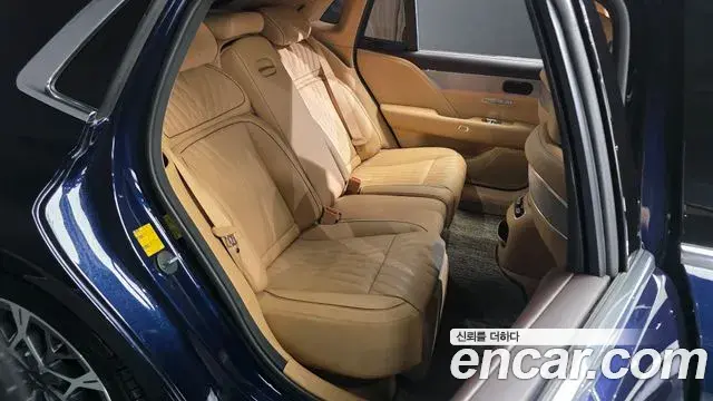 Genesis G90 2023 — Фото 11/20
