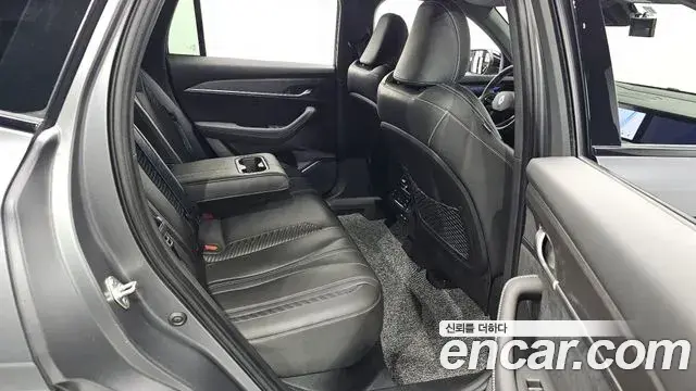 Renault Samsung Grand Koleos 2024 — ფოტო 16/39