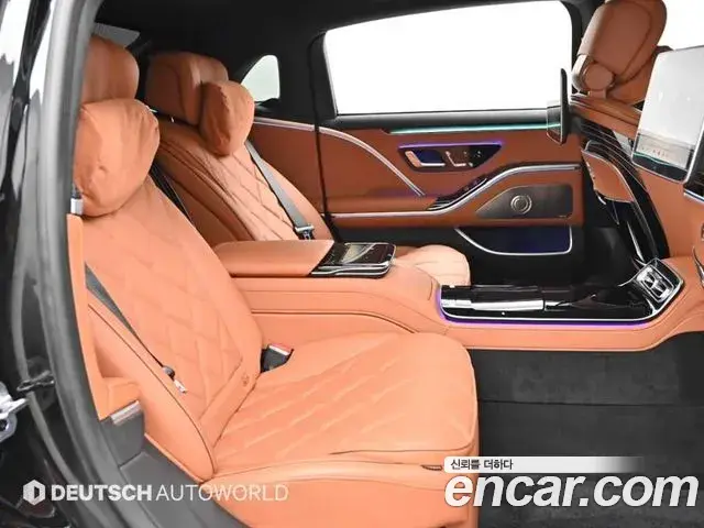 Mercedes-Benz S-Class 2023 — Photo 6/20