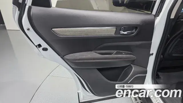 Renault Samsung QM6 2022 — ფოტო 26/30