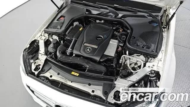 Mercedes-Benz E-Class 2018 — Фото 6/20