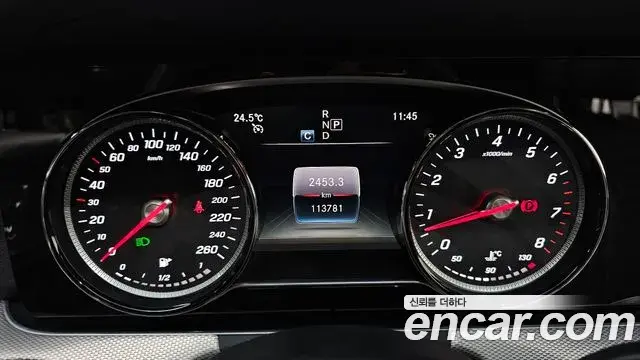 Mercedes-Benz E-Class 2018 — Фото 8/20