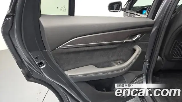 Renault Samsung Grand Koleos 2025 — ფოტო 23/32