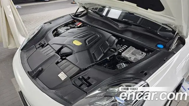 Porsche Cayenne 2020 — Şəkil 6/20