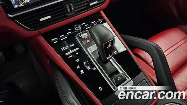 Porsche Cayenne 2020 — Şəkil 9/20