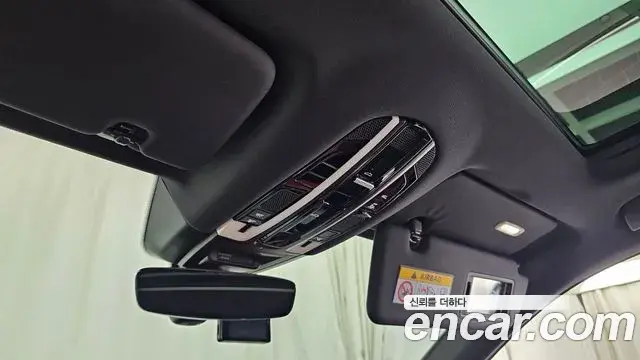 Porsche Cayenne 2020 — Şəkil 19/20