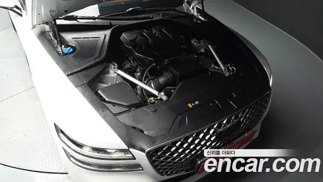 Genesis Electrified G80 2021 — Photo 6/20