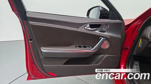 Kia Stinger 2018 — Photo 18/34