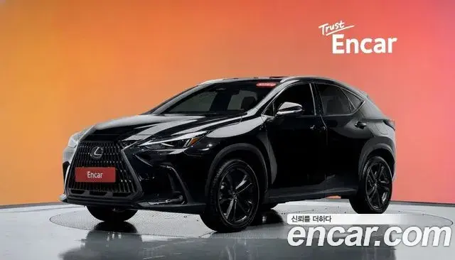 Lexus NX350h 2025 — Фото 1/20