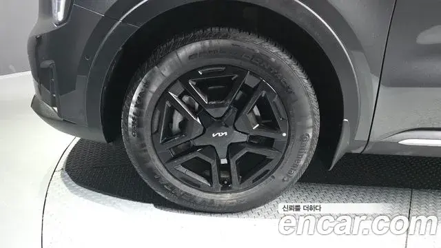 Kia Sorento 2024 — Photo 19/35