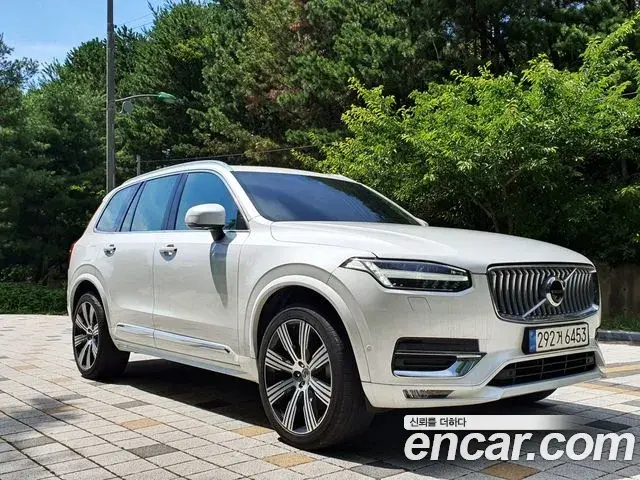 Volvo XC90 2021 — Photo 9/13