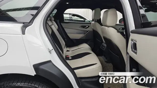 Land Rover Range Rover Velar 2019 — Şəkil 6/20