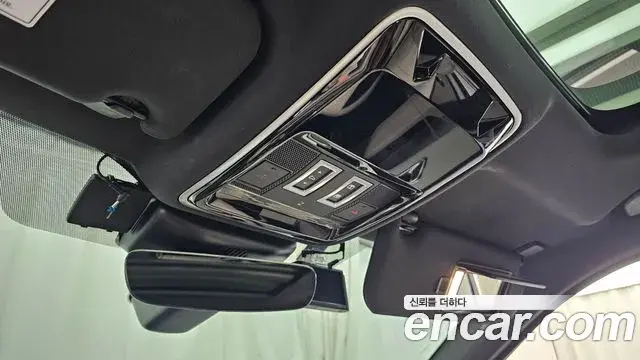 Land Rover Range Rover Velar 2019 — Şəkil 20/20