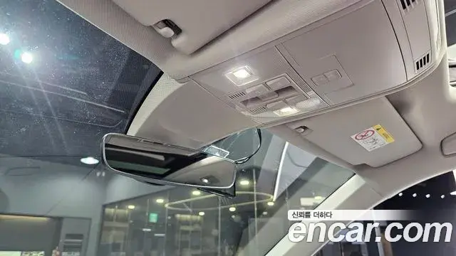 Volkswagen Tiguan 2021 — ფოტო 21/35