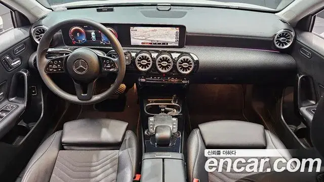 Mercedes-Benz A-Class 2020 — Фото 7/20