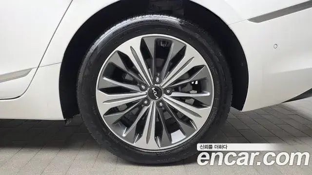 Kia K8 2023 — ფოტო 32/33