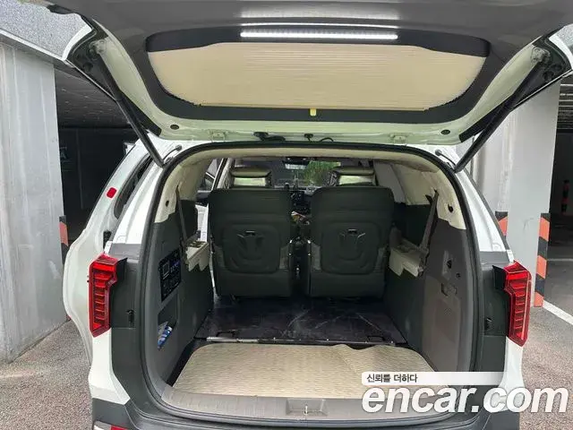 Kia Carnival 2024 — ფოტო 5/14