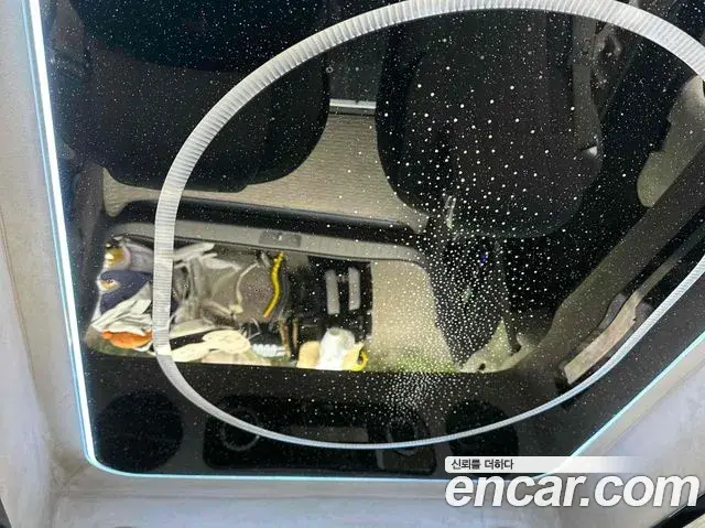 Kia Carnival 2024 — ფოტო 13/14